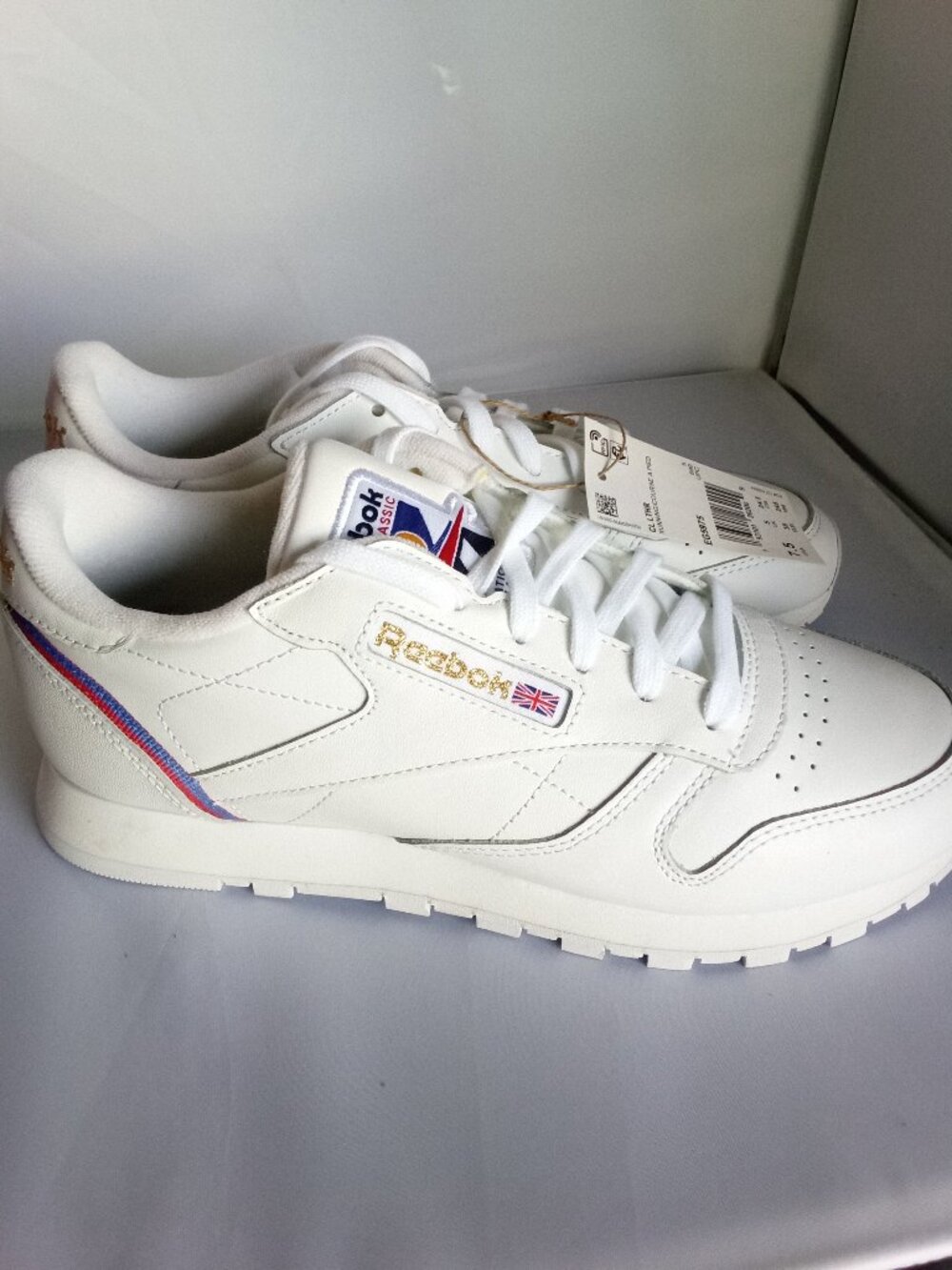 Reebol Classic Leather White Size 7.5 Womens Shoe